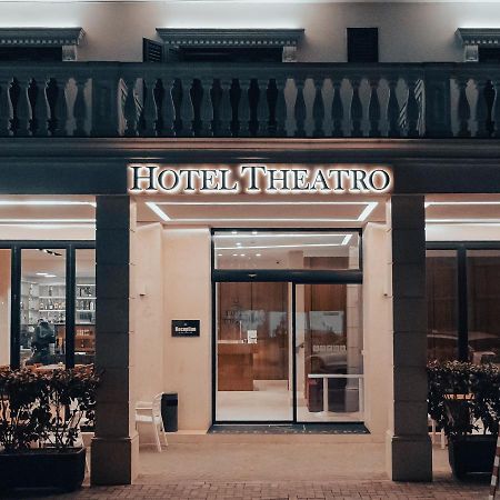 Hotel Theatro- City Center Тирана Екстериор снимка